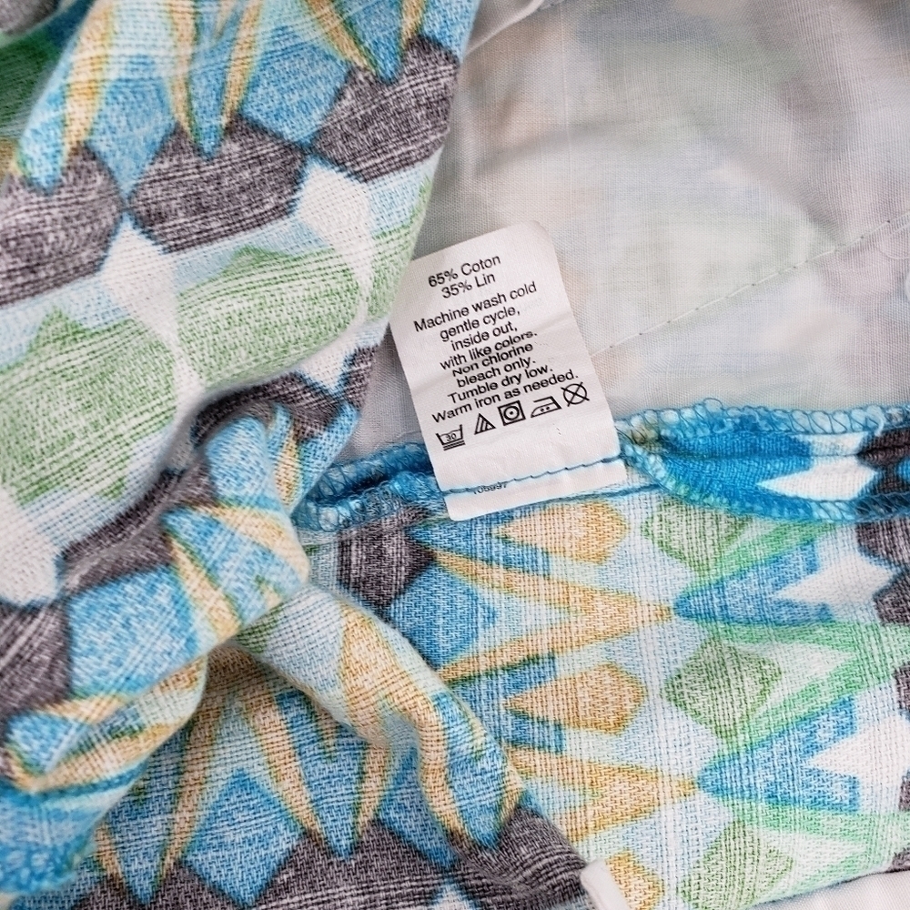 𝅺j. Crew Factory Geo Print Green and Blue Shorts, Size 6 - Picture 7 of 7
